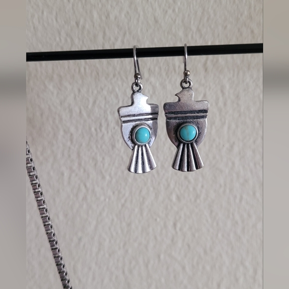 Lucky Brand turquoise and silver necklace and earring set - Picture 3 of 7